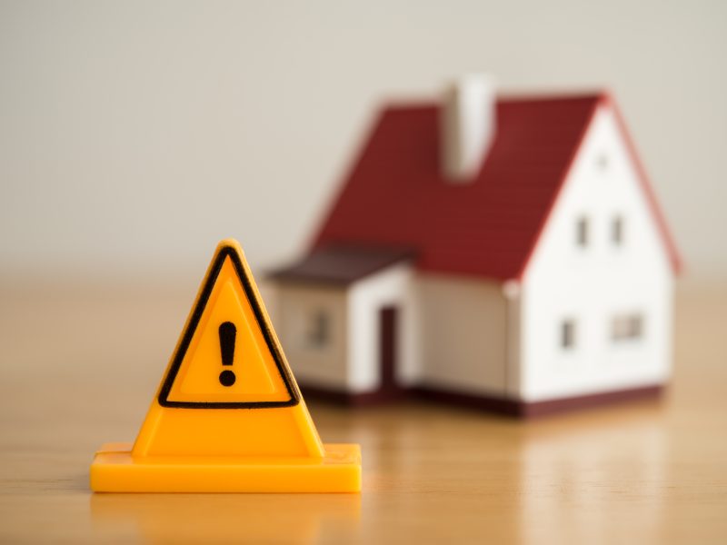 mise-en-demeure-vice-cache